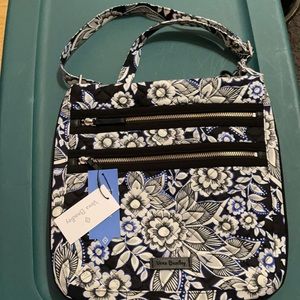 Vera Bradley triple zip hipster snow lotus
